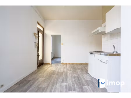 métro croix de chavaux - t2 lumineux