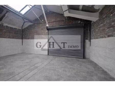 a vendre 300m² entrepot et bureaux au blanc mesnil