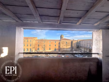 carcassonne hyper centre- emplacement privilégié sans vis-à-