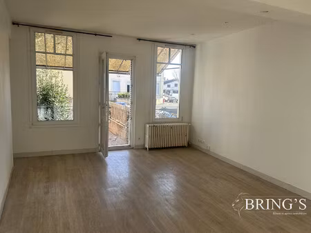 jolie maison de ville