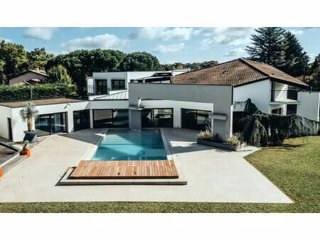 vente maison 7 pièces 353 m² saint-cyr-au-mont-d’or (69450)