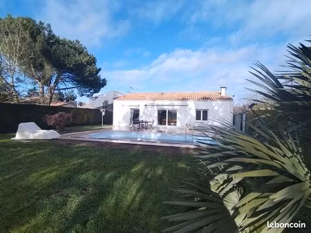 maison 3 pièces 142 m²