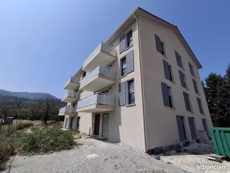 appartement 3 pièces 69 m²