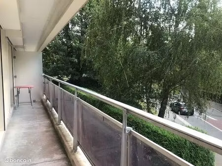 gd t2 la madeleine botanique 15 mn gare tgv 3 mn tram