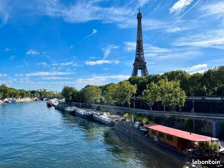 péniche à paris