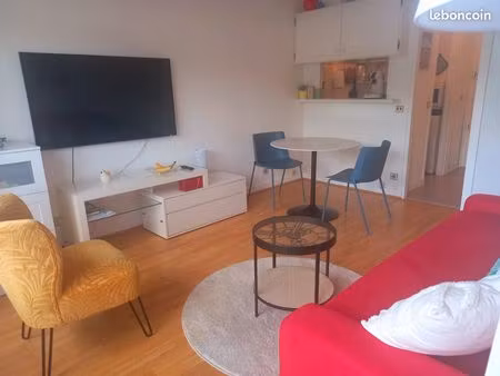 agreable studio a louer