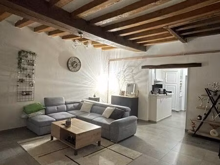 charmant appartement au cœur de la ménitré