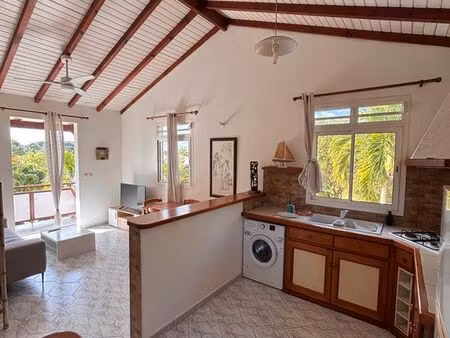 appartement f3 à louer - anse-bertrand