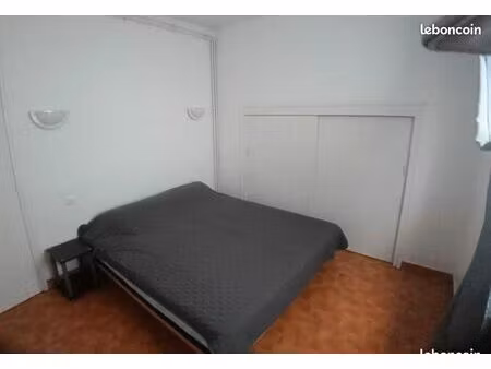 appartement meublé à l'année f2 libre