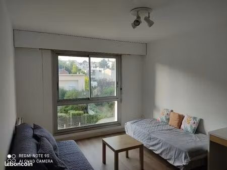 studio 10 min à pied mairie fac de droit