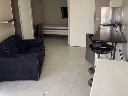studio meublé pour etudiant près utt  epf  ifsi  estp