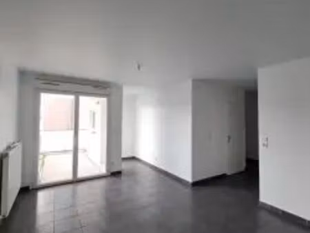 très beau t3 récent - villeurbanne