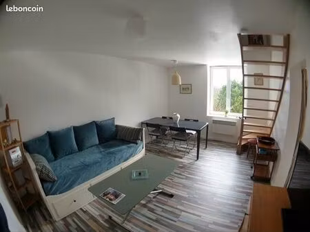 t3 meublé au calme dans le centre-ville de jonzac