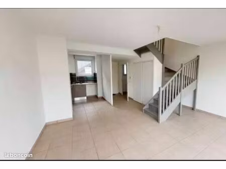 maison à louer steenvoorde