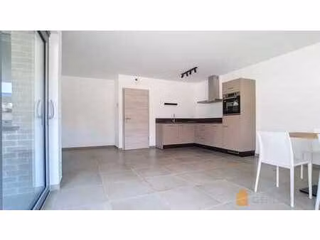 appartement 3 chambres + parking et cave en sous-sol