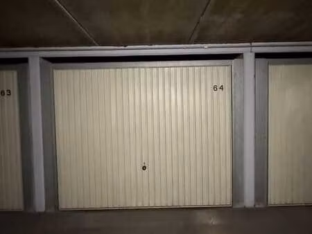 box de garage - place van bunnen - knokke