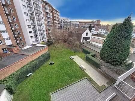 appartement 2 chambres + terrasse + parking + jardin