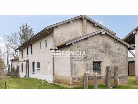 plateau 97m2 viabilisé / mionnay / vue dégagée