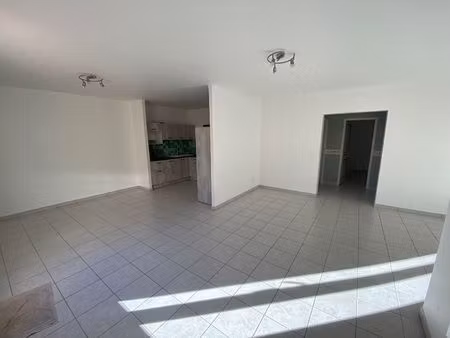 appartement sisteron t3 - 70m² - sisteron