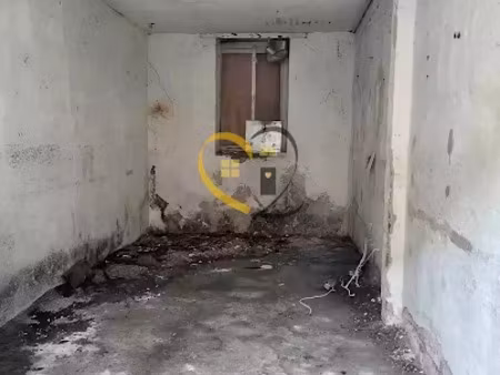 location parking 15 m² à bourges (18000)  50 €