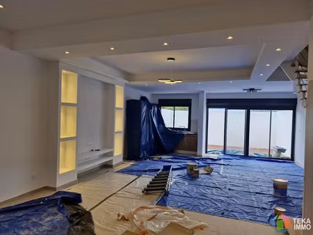 location villa 4 pièces 129 m² à sainte clotilde (97490)  2 140 €