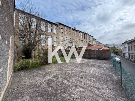 appartement t3 88m² à rénover