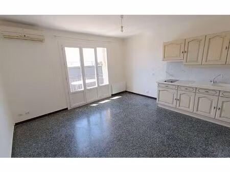 location appartement  36.06 m² t-1 à salon-de-provence  677 €