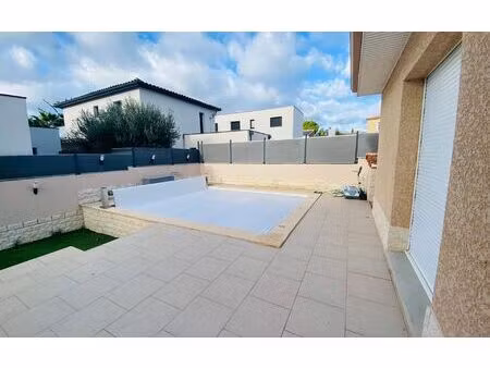 location maison  m² t-4 à villeveyrac  2 000 €