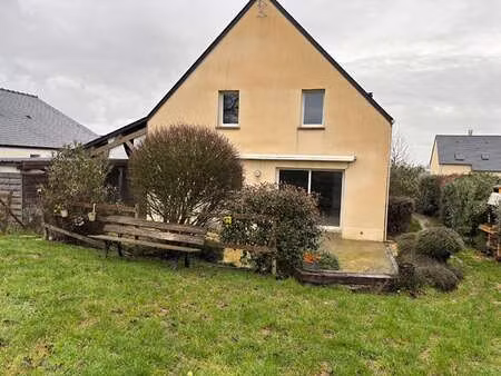 vente maison à meslay-du-maine (53170) : à vendre / 105m² meslay-du-maine
