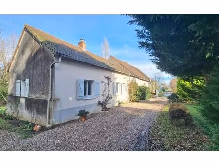 maison montchevrier m² t-5 à vendre  169 500 €