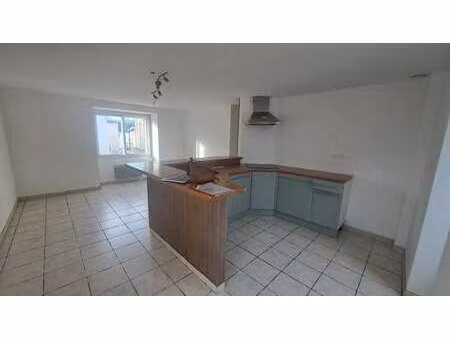 location appartement 4 pièces à crossac (44160) : à louer 4 pièces / 70m² crossac