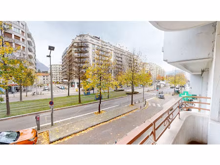 appartement t4 de 68 m2 - 2 balcons - grenoble boulevard foch