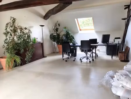 houdan (78) - a louer bureau 14m²