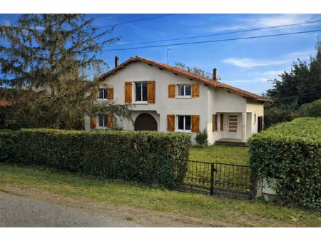 dax maison individuelle 140 m2 fort potentiel habitation