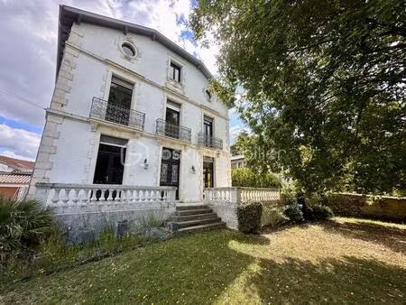maison de 298 m² à dax