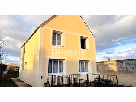 pavillon de 2008 ! aux normes ; à pied de la gare  dreux sud  idéal famille. 5 chambres