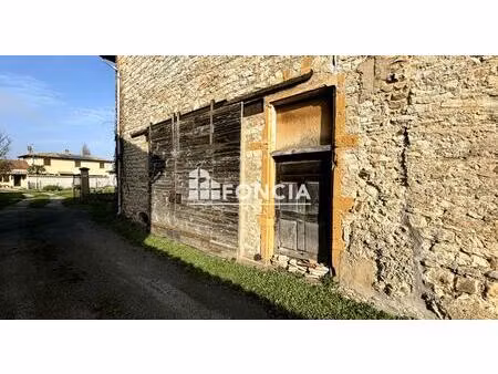 à vendre – grange à réhabiliter avec permis accepté - saint didier de formans 01600