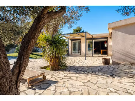 inspirations industriel et horizon méditerranéen sur la côte bleue