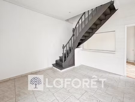 appartement à louer dans le bourg de gemozac (17260) - réf 4346