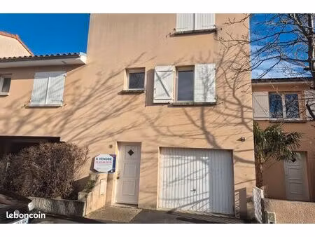 pavillon 4 pièces 90 m²