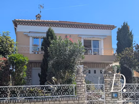 grande maison familiale de caractère aux portes d'arles - 170m2