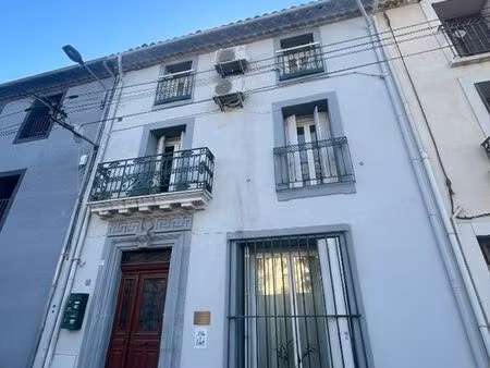 immeuble de trois appartements