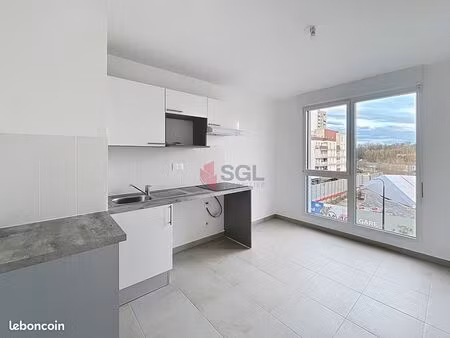 appartement 4 pièces 83 m²