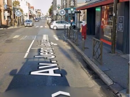 à louer place de parking 16 m