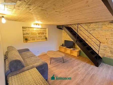 loft/atelier/surface 1 pièce 52 m²