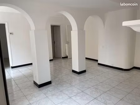 rez de jardin bandol 80 m2