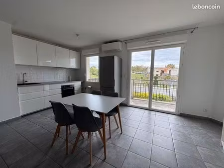 appartement 3 pièces 69 m²