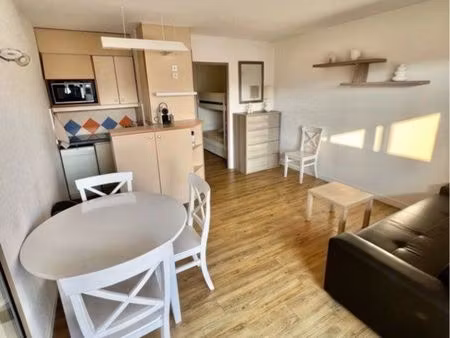 studio centre ville disponible immédiatement