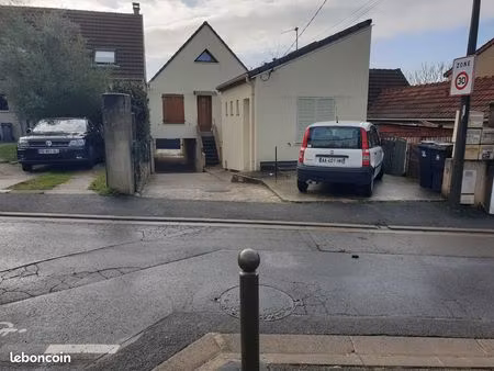 particulier loue maison de ville de 42m2 à argenteuil