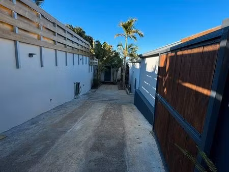 villa avec vue mer  piscine chauffée  deck exceptionnel + bungalow indépendant (quartier c